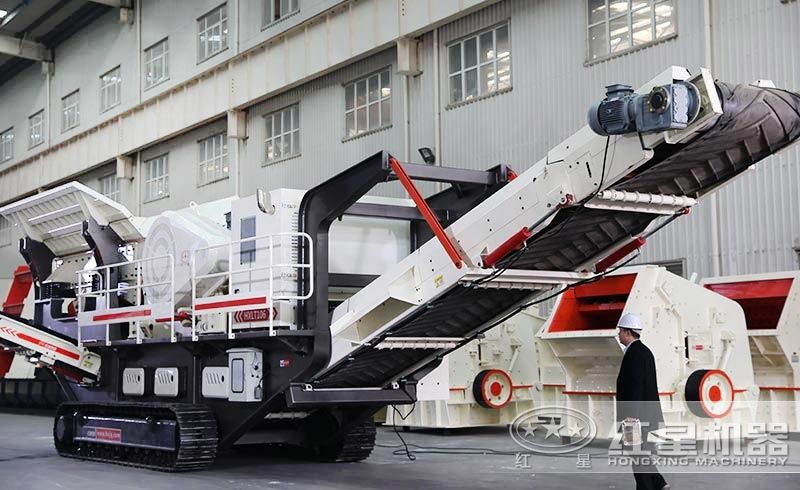 巖石粗碎移動破碎機(jī)，履帶液壓驅(qū)動，移動靈活